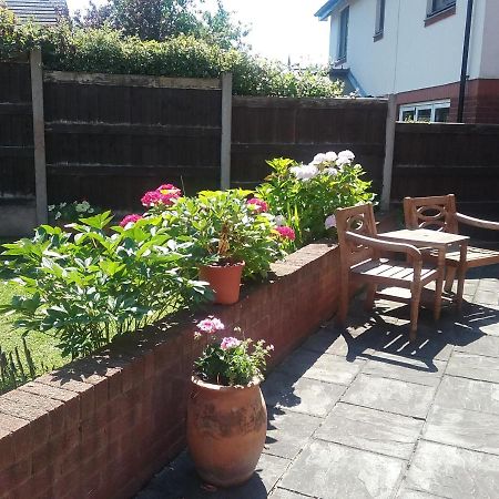 Sterling Bed & Breakfast Llandudno Bagian luar foto