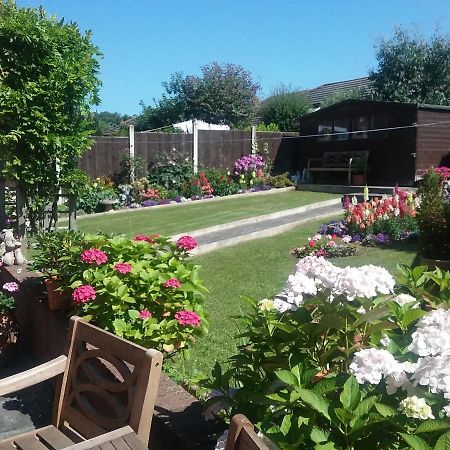 Sterling Bed & Breakfast Llandudno Bagian luar foto