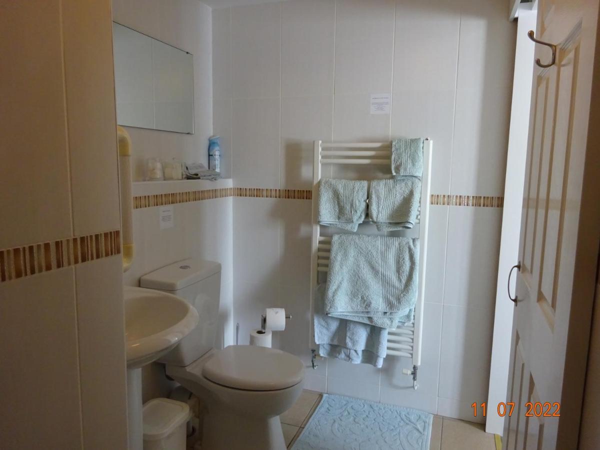 Sterling Bed & Breakfast Llandudno Bagian luar foto